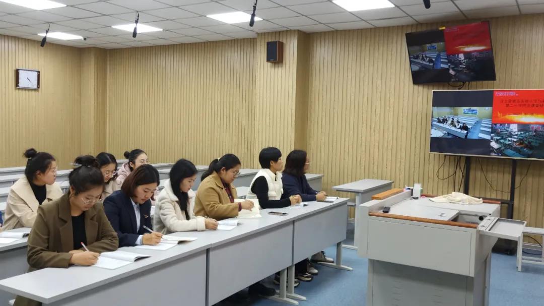 奧威亞助力魯疆千里共建，云端課堂促進(jìn)文化潤疆.jpg