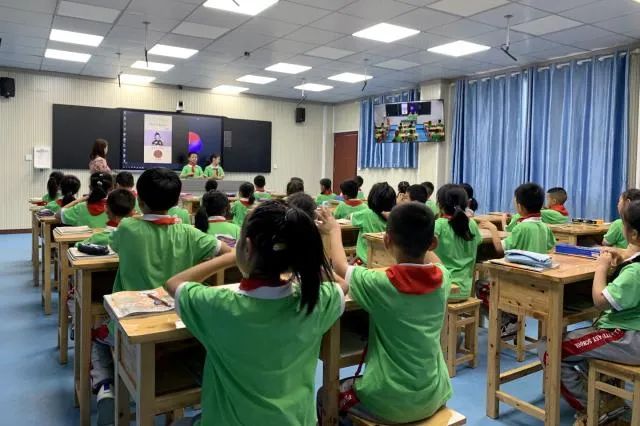 【學(xué)習(xí)強國】央企教育幫扶 | 中國國新：從“三個課堂”出發(fā)，用心丈量教育均衡的最后一公里